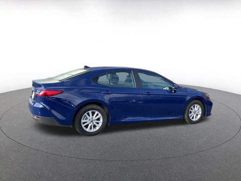Used 2025 Toyota Camry LE image 15