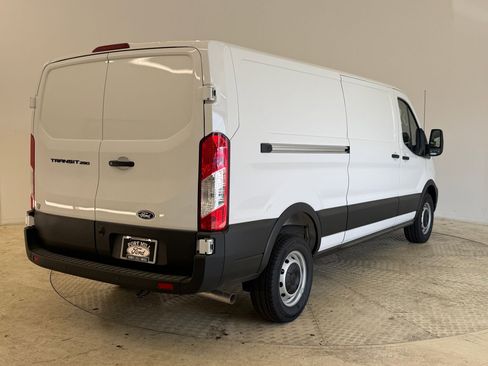 New 2026 Ford Transit 250 Low Roof image 17