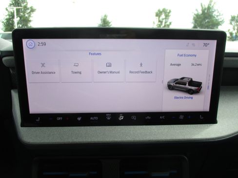 Used 2025 Ford Maverick XLT w/ Equipment Group 301A AWD/4WD image 27