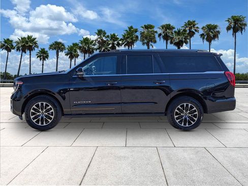Certified 2025 Ford Expedition Max Platinum AWD/4WD image 3