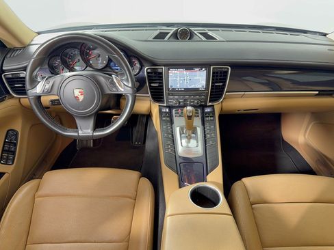 Used 2015 Porsche Panamera image 17