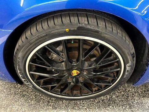 Used 2017 Porsche Panamera image 38