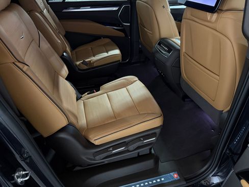 New 2026 Cadillac Escalade ESV Luxury image 51