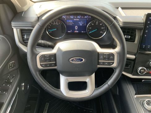 Used 2024 Ford Expedition Max XLT AWD/4WD image 27