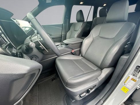 Used 2025 Lexus TX 350 FWD w/ Technology Package image 12