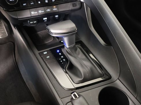 Certified 2025 Hyundai Elantra Sport image 7