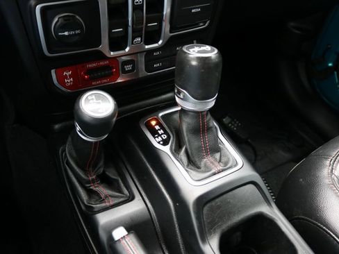 Used 2019 Jeep Wrangler Unlimited Rubicon image 26