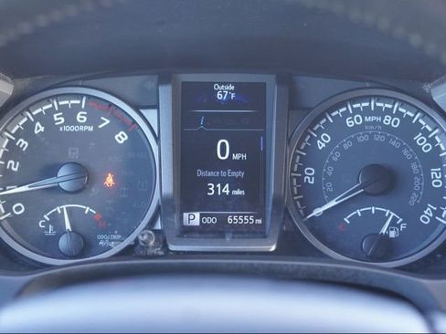 Used 2023 Toyota Tacoma TRD Off-Road w/ Technology Package image 22