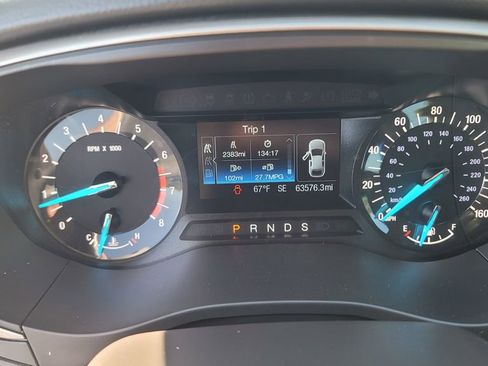 Used 2015 Ford Fusion SE w/ Equipment Group 202A FWD image 19