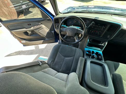 Used 2003 Chevrolet Silverado 1500 LS w/ Off-Road Package AWD/4WD image 56