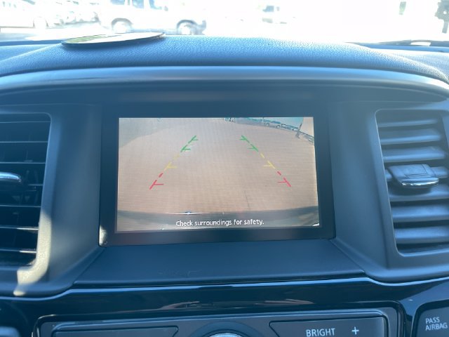 Used 2015 Nissan Pathfinder SV FWD image 14