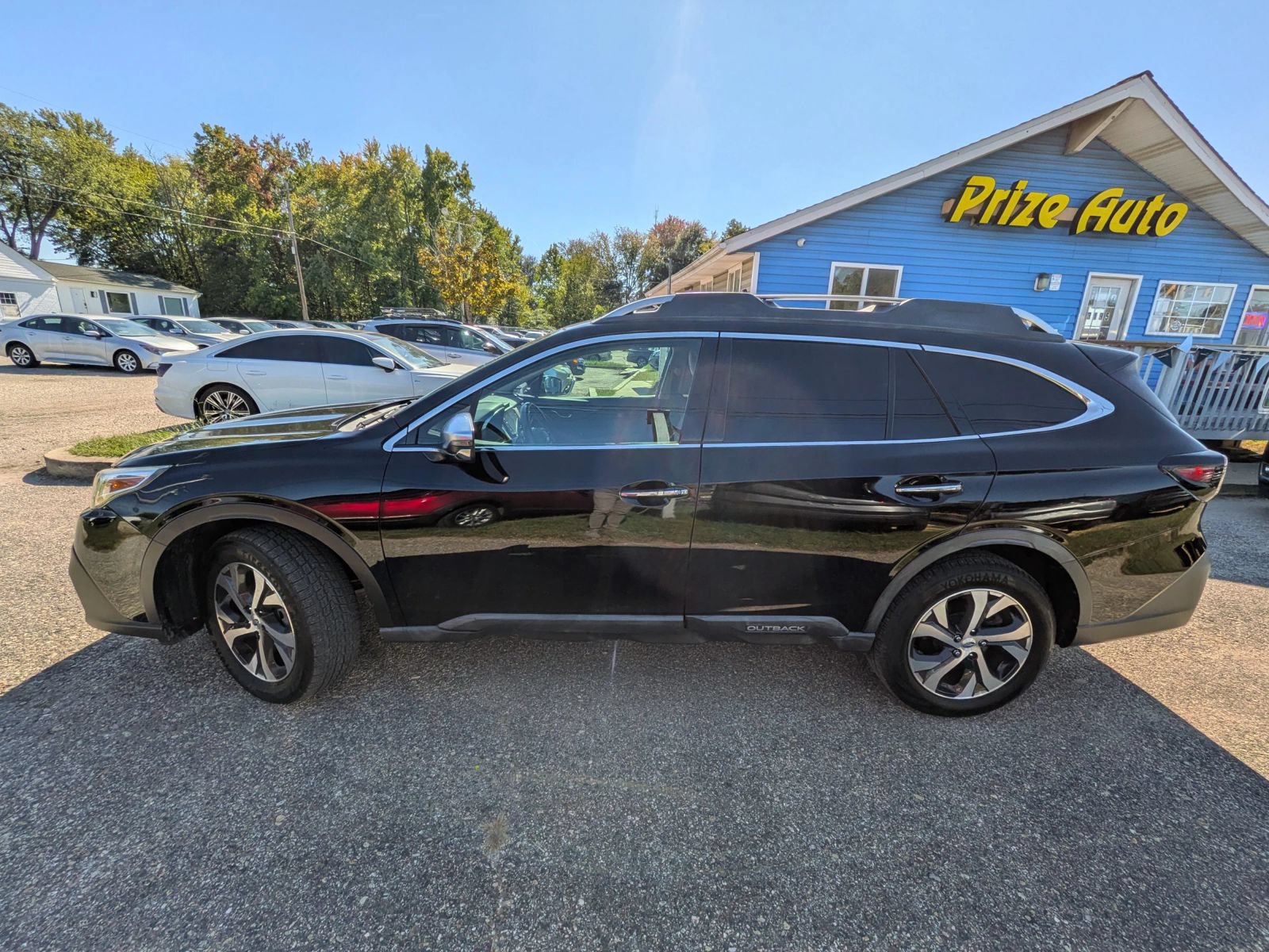 Used 2020 Subaru Outback Touring w/ Tech Package 2 AWD/4WD image 3
