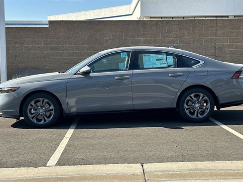 New 2025 Honda Accord EX-L image 7