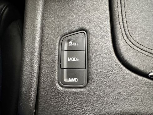 Used 2019 Cadillac XT5 Premium Luxury w/ Driver Assist Package AWD/4WD image 21