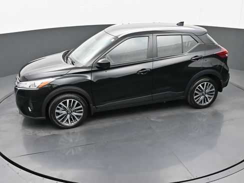 Used 2024 Nissan Kicks SV image 47