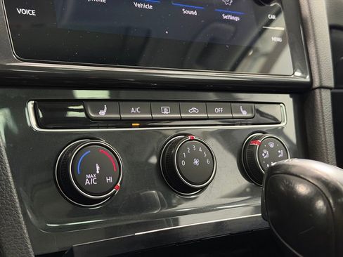 Used 2019 Volkswagen Golf Alltrack SE image 18