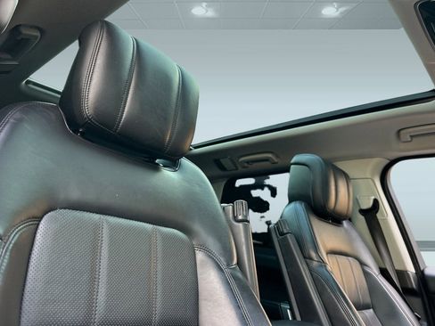 Used 2020 Land Rover Range Rover Sport HSE image 28