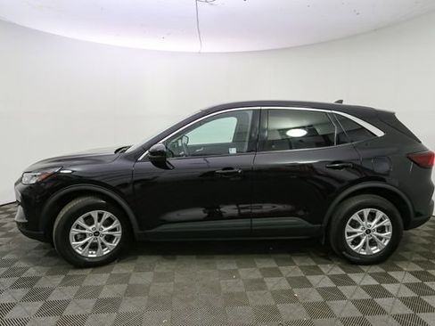 Used 2023 Ford Escape Active w/ Tech Pack #2 AWD/4WD image 6