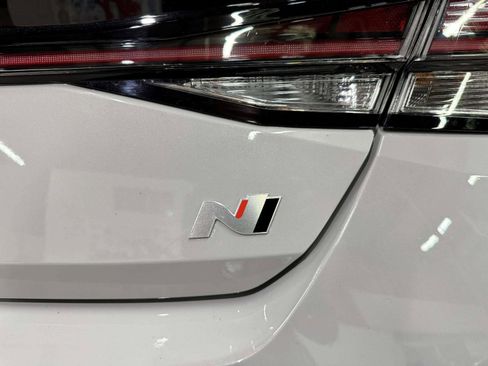 Used 2025 Hyundai Elantra N FWD image 17