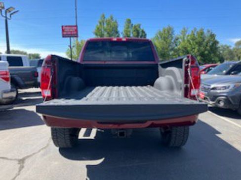 Used 2018 RAM 2500 Big Horn w/ Sport Appearance Group image 6