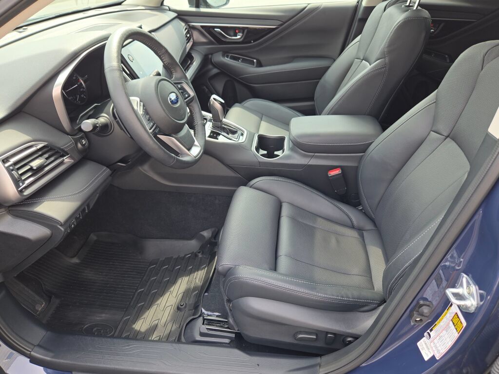 Used 2025 Subaru Outback Limited AWD/4WD image 20