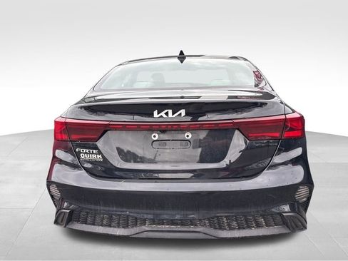 Used 2023 Kia Forte LXS image 8