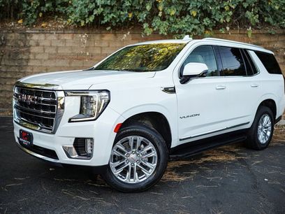 Used 2021 GMC Yukon SLT w/ SLT Premium Package