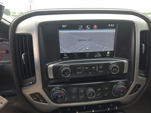 Used 2015 GMC Sierra 1500 SLT w/ SLT Crew Cab Value Package AWD/4WD image 18