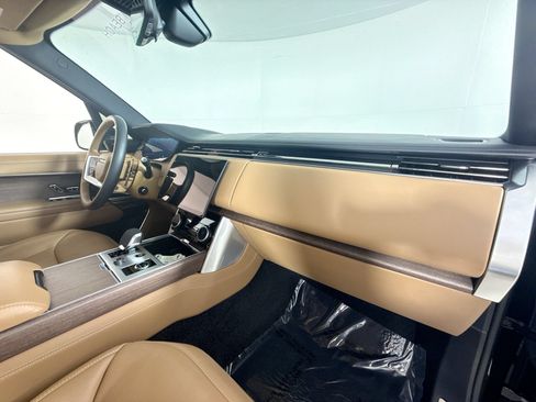 Used 2023 Land Rover Range Rover SE AWD/4WD image 25