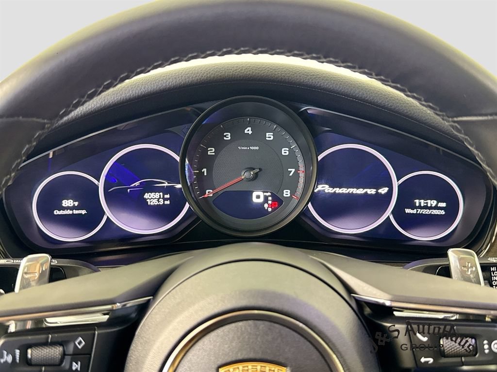 Used 2023 Porsche Panamera 4 Platinum Edition AWD/4WD image 15