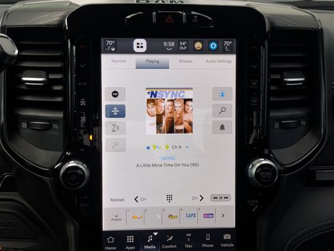 Used 2024 RAM 2500 Rebel w/ Towing Technology Group image 17