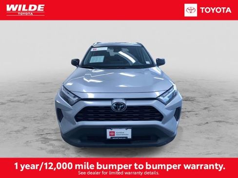 Certified 2025 Toyota RAV4 LE AWD/4WD image 4