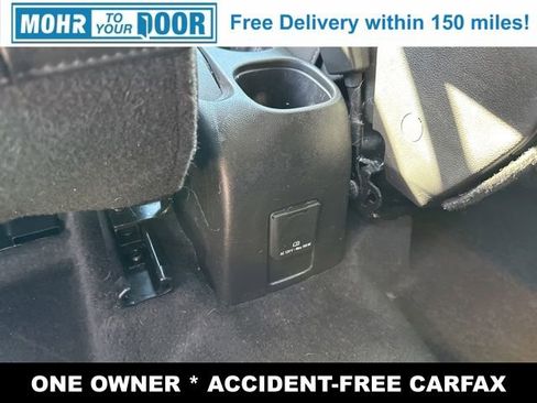 Used 2022 Chevrolet Trax LT w/ LT Convenience Package image 32