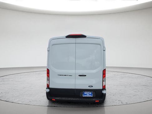 New 2026 Ford Transit 250 148 Medium Roof w/ Load Area Protection Package RWD image 4