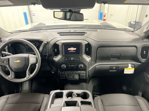 New 2026 Chevrolet Silverado 2500 Custom w/ Custom Value Package image 10