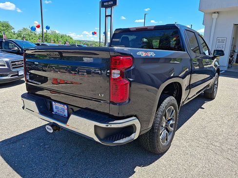 Certified 2023 Chevrolet Silverado 1500 LT AWD/4WD image 25