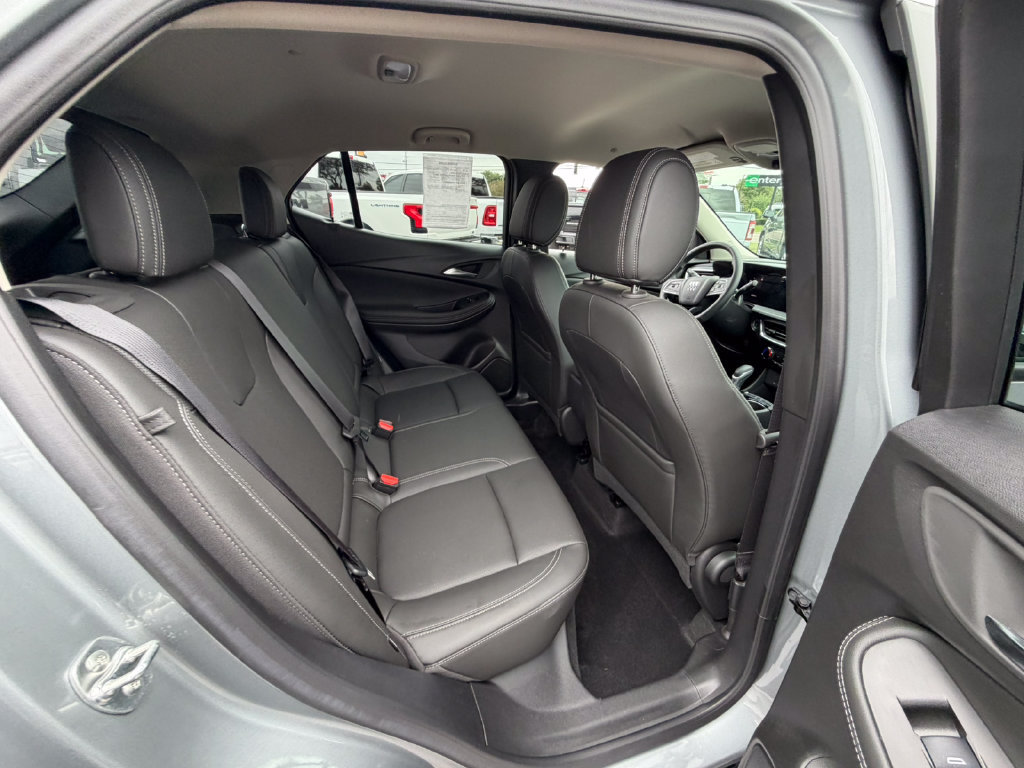 Certified 2024 Buick Encore GX Sport Touring FWD image 14