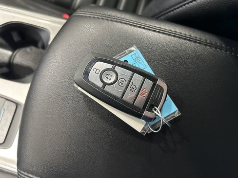 Certified 2024 Ford Edge SEL w/ Convenience Package image 26