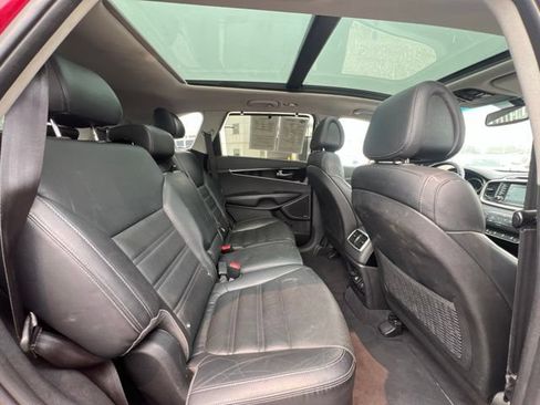 Used 2016 Kia Sorento SX AWD/4WD image 15