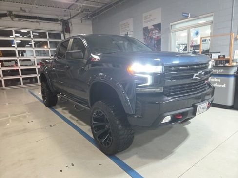 Used 2019 Chevrolet Silverado 1500 LT Trail Boss image 1