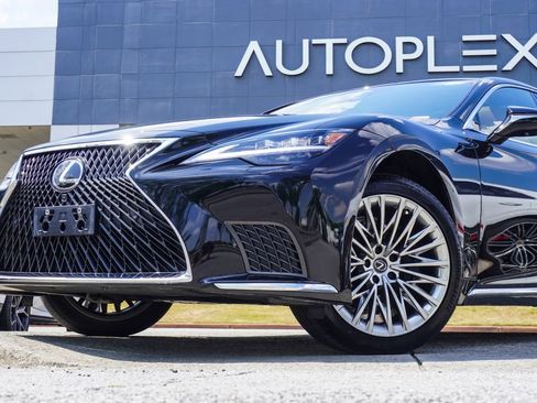 Used 2024 Lexus LS 500 AWD w/ Interior Upgrade Package image 2