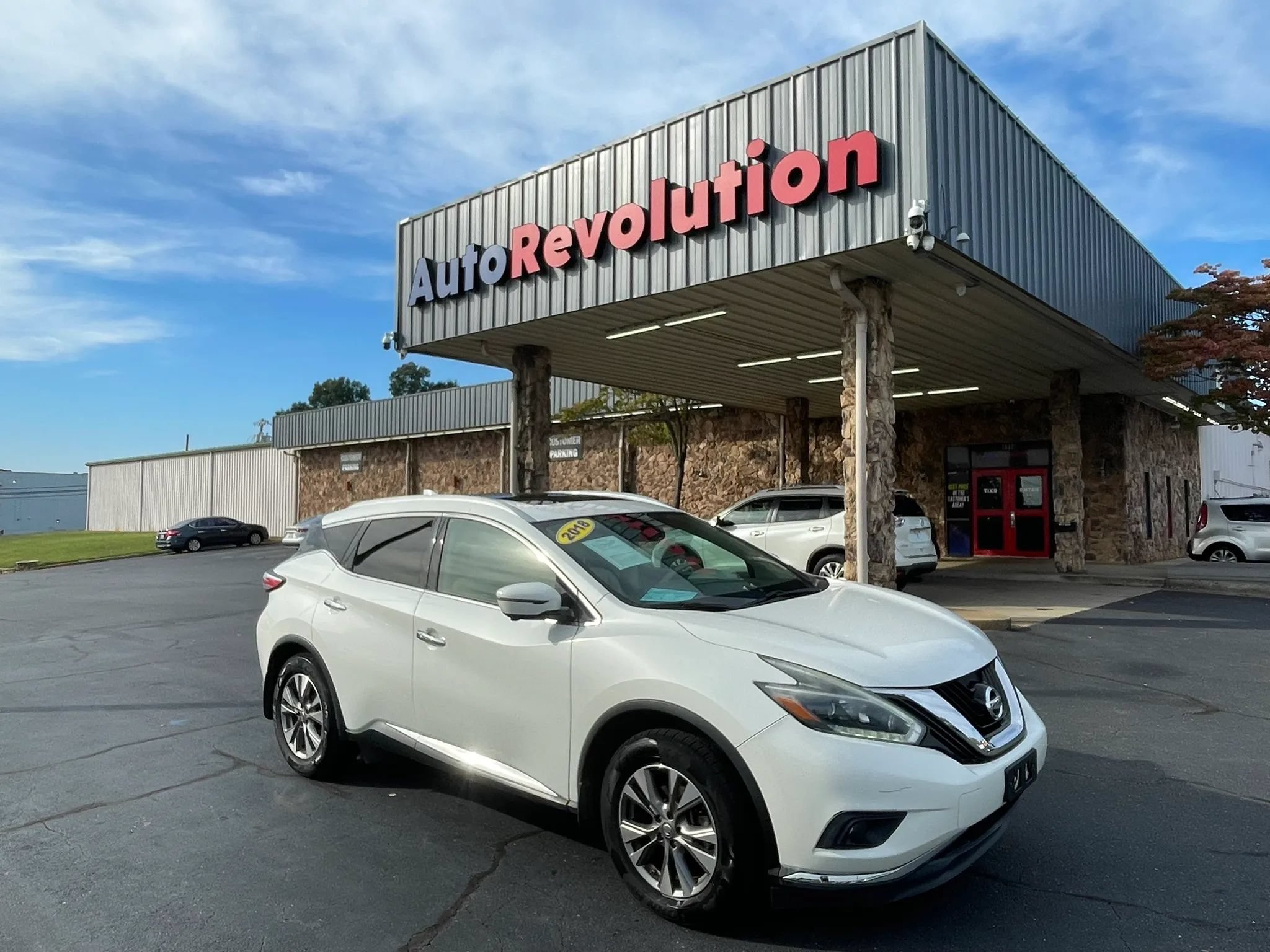 Used 2018 Nissan Murano SL w/ Moonroof Package FWD image 1