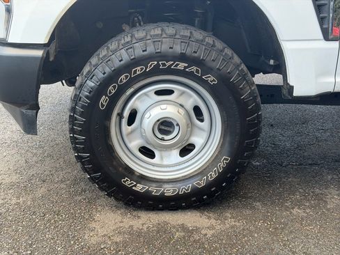 Used 2024 Ford F350 XL w/ XL Off-Road Package image 8