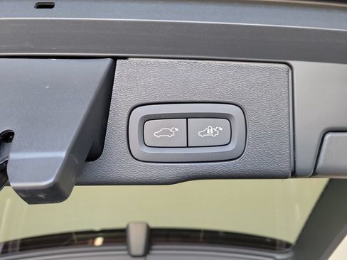 Used 2026 Volvo XC60 B5 Ultra w/ Climate Package PRO AWD/4WD image 11