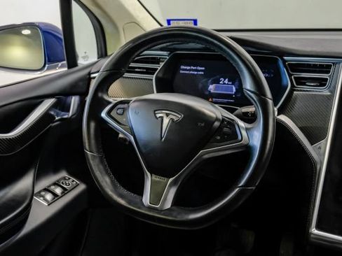 Used 2016 Tesla Model X 90D AWD/4WD image 24