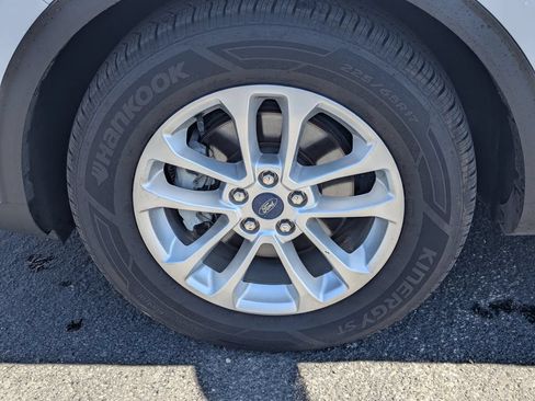 Used 2022 Ford Escape SE FWD image 13