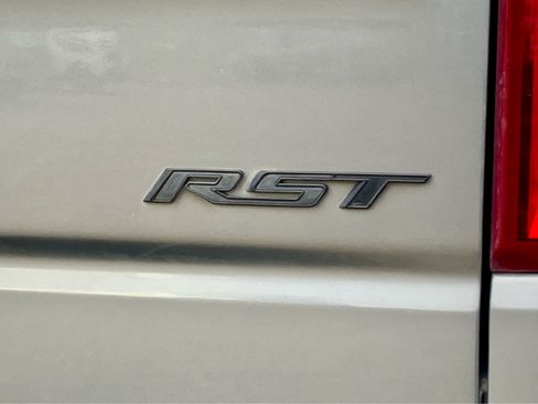 Used 2022 Chevrolet Silverado 1500 RST w/ LPO, Blackout Package image 24