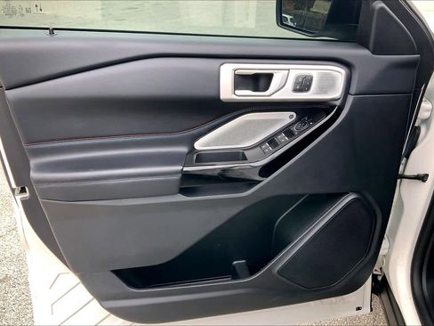 Used 2023 Ford Explorer ST w/ Equipment Group 401A image 21