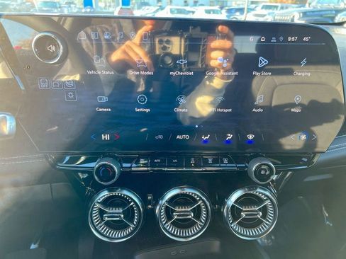 New 2026 Chevrolet Blazer EV LT image 13