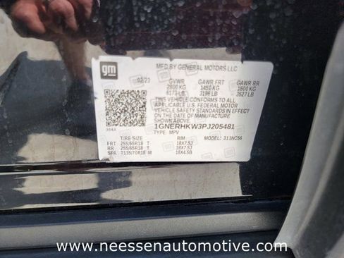 Used 2023 Chevrolet Traverse LT w/ LPO, Floor Liner Package FWD image 41